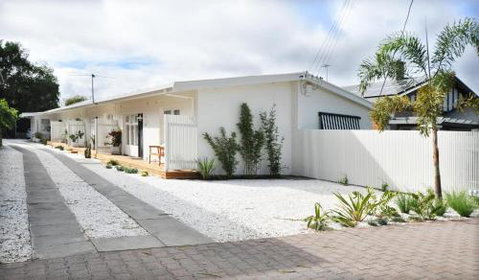 Pine At Arlos Refined Luxury In Glenelg - Nambucca Heads Accommodation 6