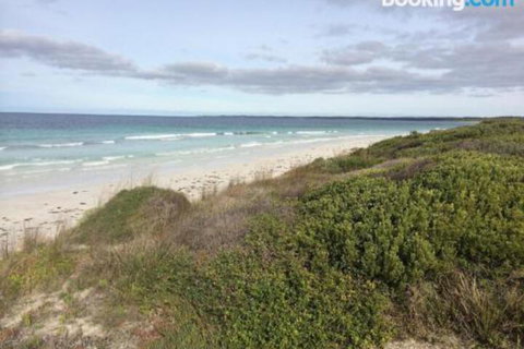 DEstrees Bay Beach House - Nambucca Heads Accommodation 4