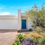 Blue Waves - Nambucca Heads Accommodation 0