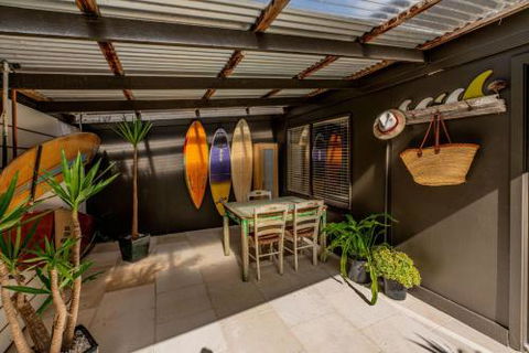SUNSET BEACH SHACK On SURF - Nambucca Heads Accommodation 5