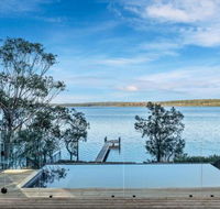 ESTUARY HOUSE Basin View 4pm check out Sundays - Nambucca Heads Accommodation