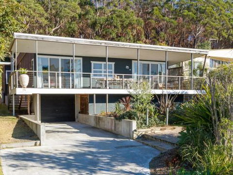 Palmwood At Hyams Beach 4pm Check Out Sundays - Nambucca Heads Accommodation 0