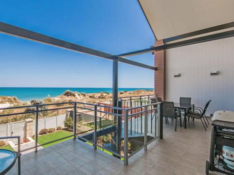 Surf & Sun In Silver Sands - Nambucca Heads Accommodation 4
