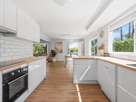 Kendall Cres 49 Burrill Lake - Nambucca Heads Accommodation 1