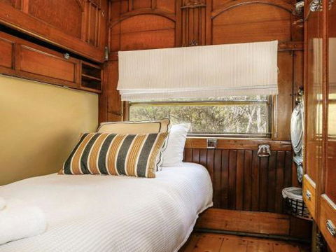 THE ANGAS CARRIAGE Alpine Southern Highlands 4pm Check Out On Sundays - Nambucca Heads Accommodation 3