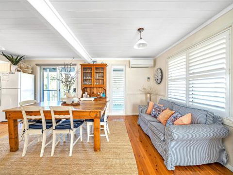 Mermaid Cottage At Hyams Beach 4pm Check Out Sundays - Nambucca Heads Accommodation 1