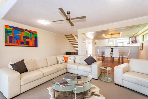 Treat Yourself To Something Special! - Nambucca Heads Accommodation 6