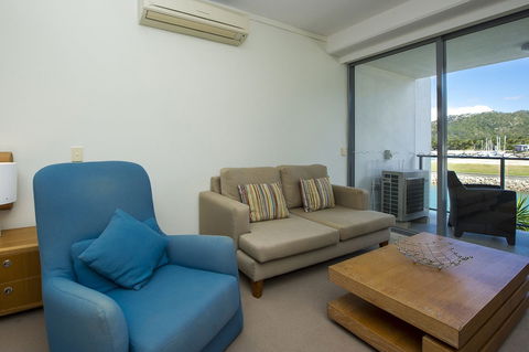 Blue On Blue Studio Room 1222 - Nambucca Heads Accommodation 3