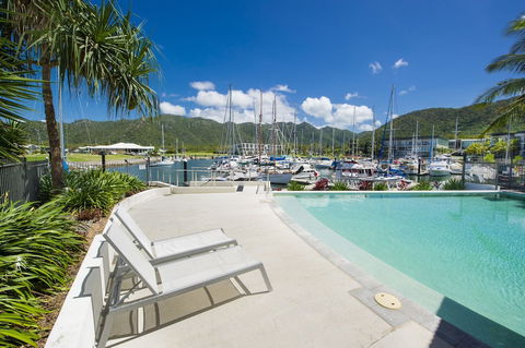 Blue On Blue Studio Room 1222 - Nambucca Heads Accommodation 1