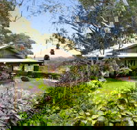 Italian Hill Garden Villa - Nambucca Heads Accommodation