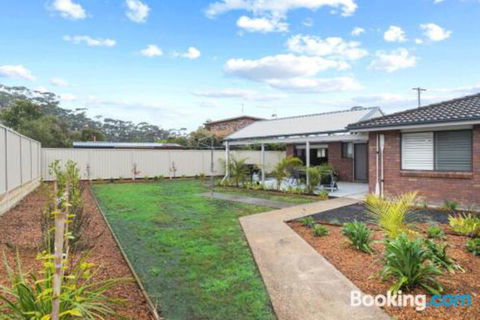 Lake Dreaming 4 Lulworth - Nambucca Heads Accommodation 0