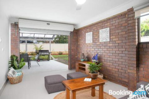 Lake Dreaming 4 Lulworth - Nambucca Heads Accommodation 4