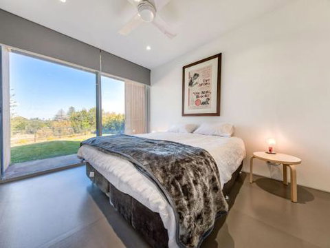 FAIRYTALE Gerroa 4pm Check Out Sundays - Nambucca Heads Accommodation 3