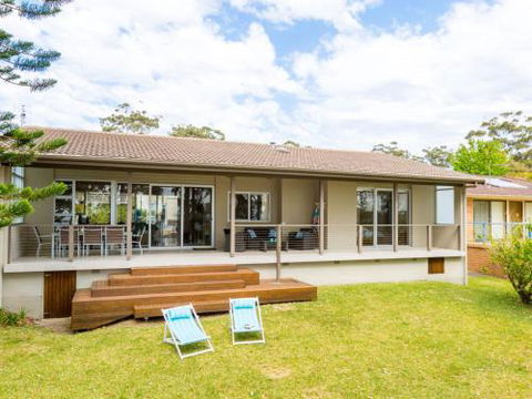 Harlequin Beach House 4pm Check Out Sundays - Nambucca Heads Accommodation 6