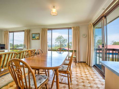 Fishermans Rest 4pm Check Out Sundays - Nambucca Heads Accommodation 2