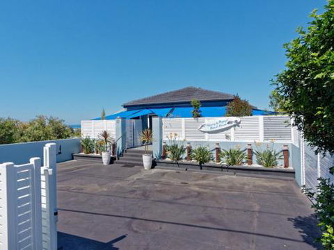 NANNY & POPPYS BEACH HOUSE Gerroa 4pm Check Out Sundays - Nambucca Heads Accommodation 5