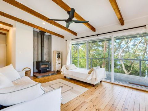 Newtown At The Beach 4pm Check Out Sundays - Nambucca Heads Accommodation 5