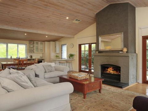 Rose Cottage Bowral Southern Highlands - Nambucca Heads Accommodation 5