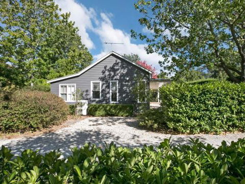 Rose Cottage Bowral Southern Highlands - Nambucca Heads Accommodation 1