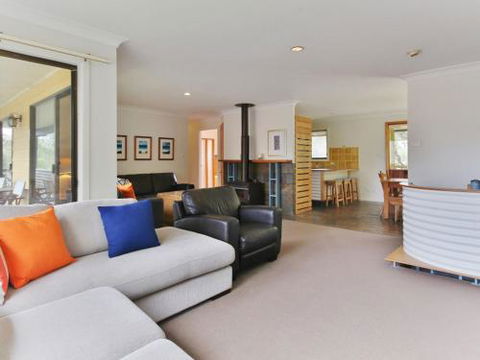 Take Time At Hyams Beach 4pm Check Out Sundays - Nambucca Heads Accommodation 2