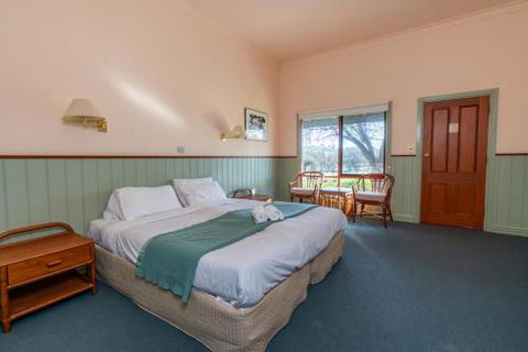 Acheron Valley Lakefront Cottages - Nambucca Heads Accommodation 0