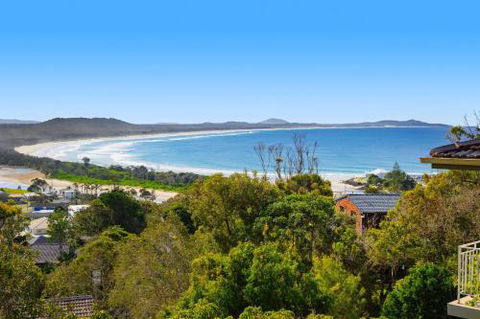 Valparaiso 23 Dulconghi Street - Nambucca Heads Accommodation 0