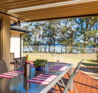 Loralyn in Sanctuary Point 4pm Check Out Sundays - Nambucca Heads Accommodation