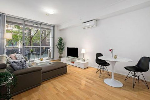 A Bright & Stylish Studio Next To Darling Harbour - Nambucca Heads Accommodation 4