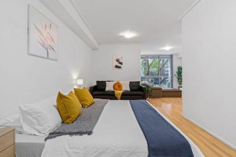 A Bright & Stylish Studio Next To Darling Harbour - Nambucca Heads Accommodation 1