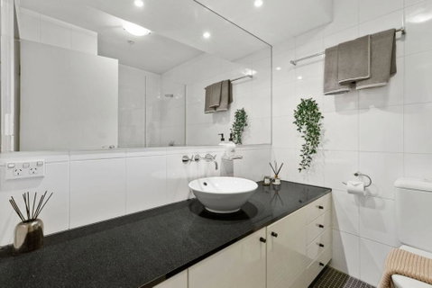 A Cozy & Modern Studio Next To Darling Harbour - Nambucca Heads Accommodation 5