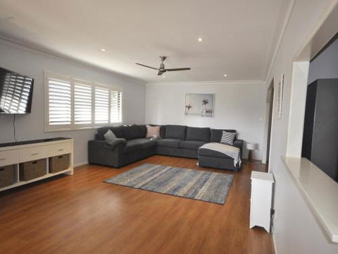 Island Time - Nambucca Heads Accommodation 1