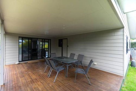 34 Ash Avenue Sandy Point - Nambucca Heads Accommodation 2