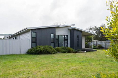 34 Ash Avenue Sandy Point - Nambucca Heads Accommodation 0