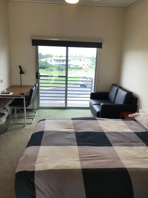 Black Rock Inn - Nambucca Heads Accommodation 1