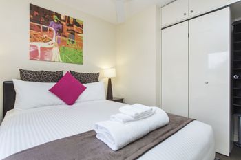 Sydney Harbor Town Houses Longs Ln - Nambucca Heads Accommodation 6