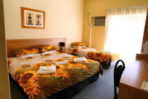Blue Mountain Motel - Nambucca Heads Accommodation 0