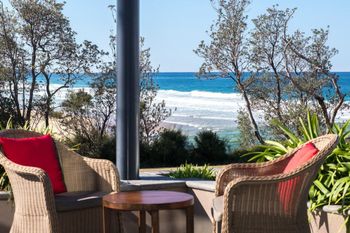 DOLPHIN VIEWS - Nambucca Heads Accommodation 6