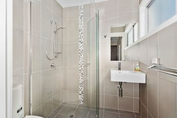 DOLPHIN VIEWS - Nambucca Heads Accommodation 1