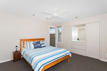 DOLPHIN VIEWS - Nambucca Heads Accommodation 5