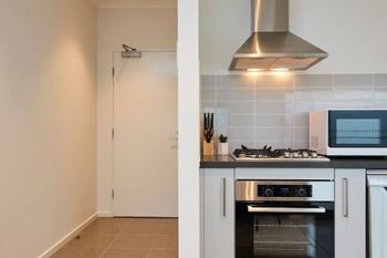 Comfortable Chadstone Flat - Nambucca Heads Accommodation 5
