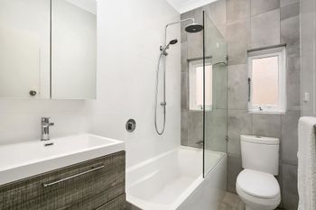 Two Bedroom Beachside Apartment CLOV4 - Nambucca Heads Accommodation 5