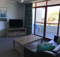 FATHOMS 19 - Nambucca Heads Accommodation