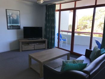 FATHOMS 19 - Nambucca Heads Accommodation 0