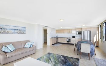 Atlantis Apartment Views For Days - Nambucca Heads Accommodation 3