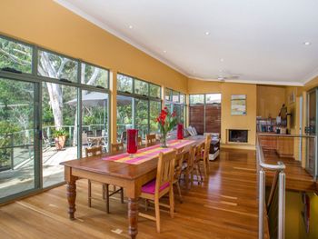 The Pleasure Dome - Nambucca Heads Accommodation 4