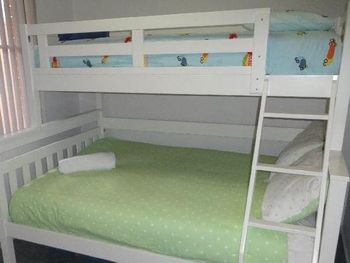 Lakeside Getaway - Nambucca Heads Accommodation 5