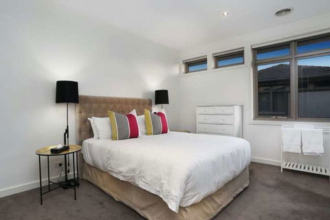 Kew Luxurious Townhouse - Nambucca Heads Accommodation 5