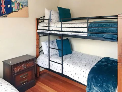 Home Near Shops & Beach - Nambucca Heads Accommodation 5