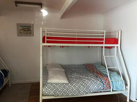 BOMBORA At MOLLYMOOK - Nambucca Heads Accommodation 0