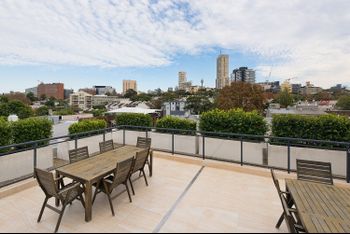 Perfect 2 Bedroom In Rushcutters Bay - Nambucca Heads Accommodation 3